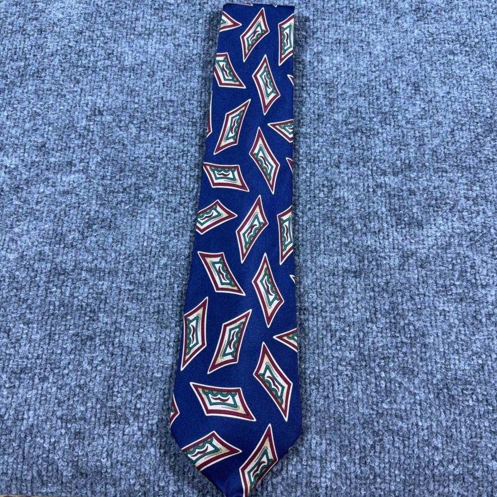 Surrey Traditions Mens Navy Blue Geometric Diamond Silk‎ Necktie RN 43170